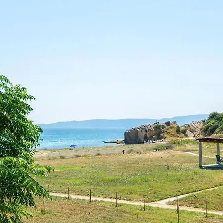 Relaxing House 50 M From The Coast! 度假居