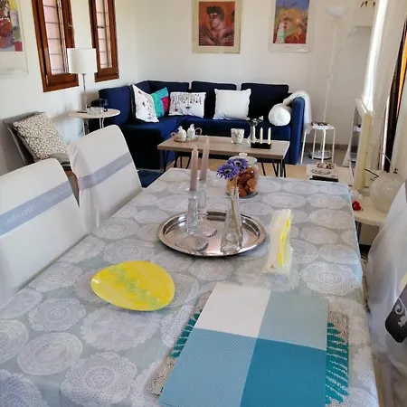 Relaxing House 50 M From The Coast! * 伊里斯斯